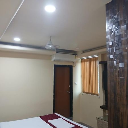 Blossoms Room Hotel Alekhya Residency- Luxury Lollection Haïdarabad Extérieur photo