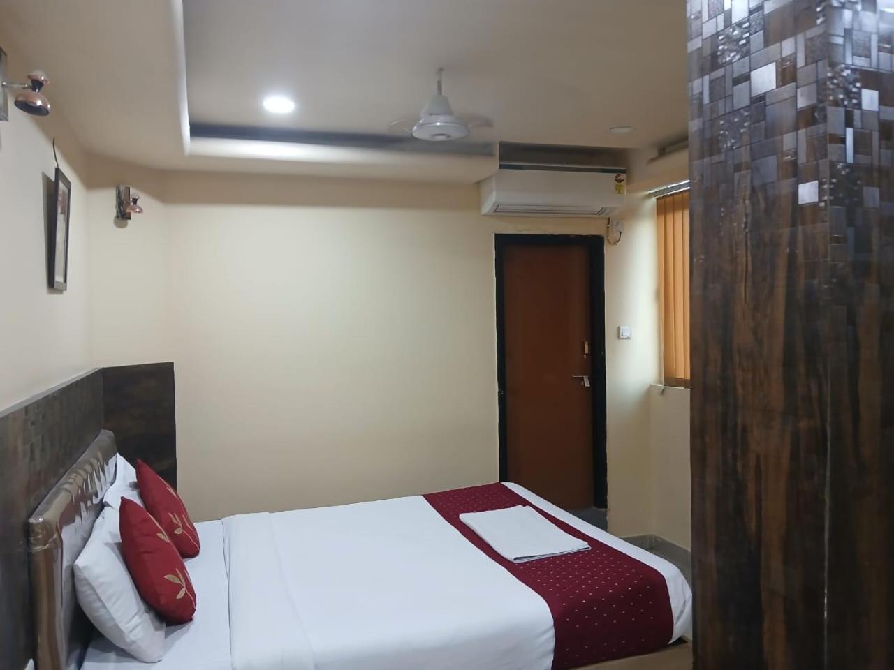 Blossoms Room Hotel Alekhya Residency- Luxury Lollection Haïdarabad Extérieur photo