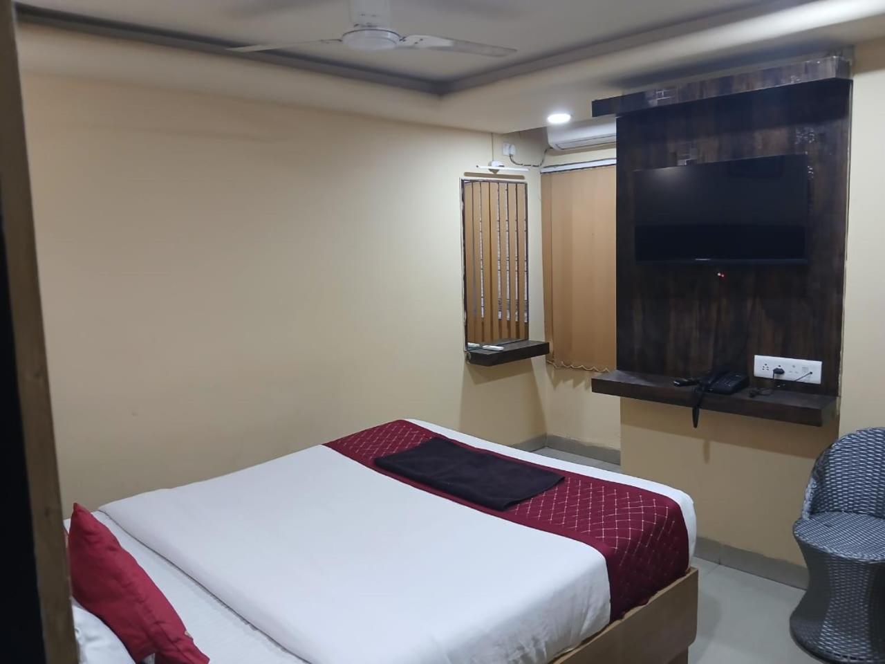 Blossoms Room Hotel Alekhya Residency- Luxury Lollection Haïdarabad Extérieur photo