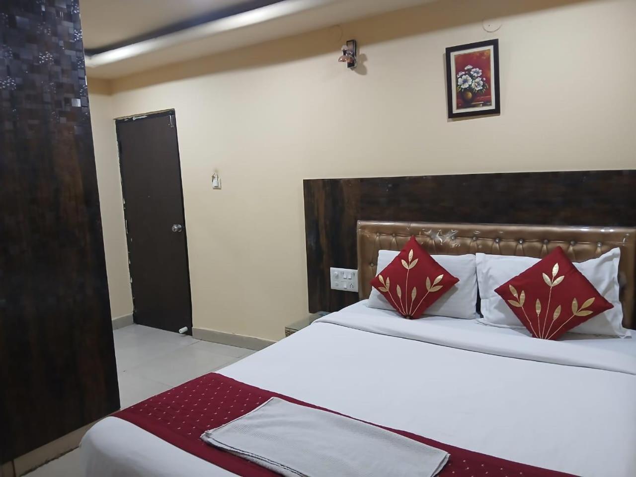 Blossoms Room Hotel Alekhya Residency- Luxury Lollection Haïdarabad Extérieur photo